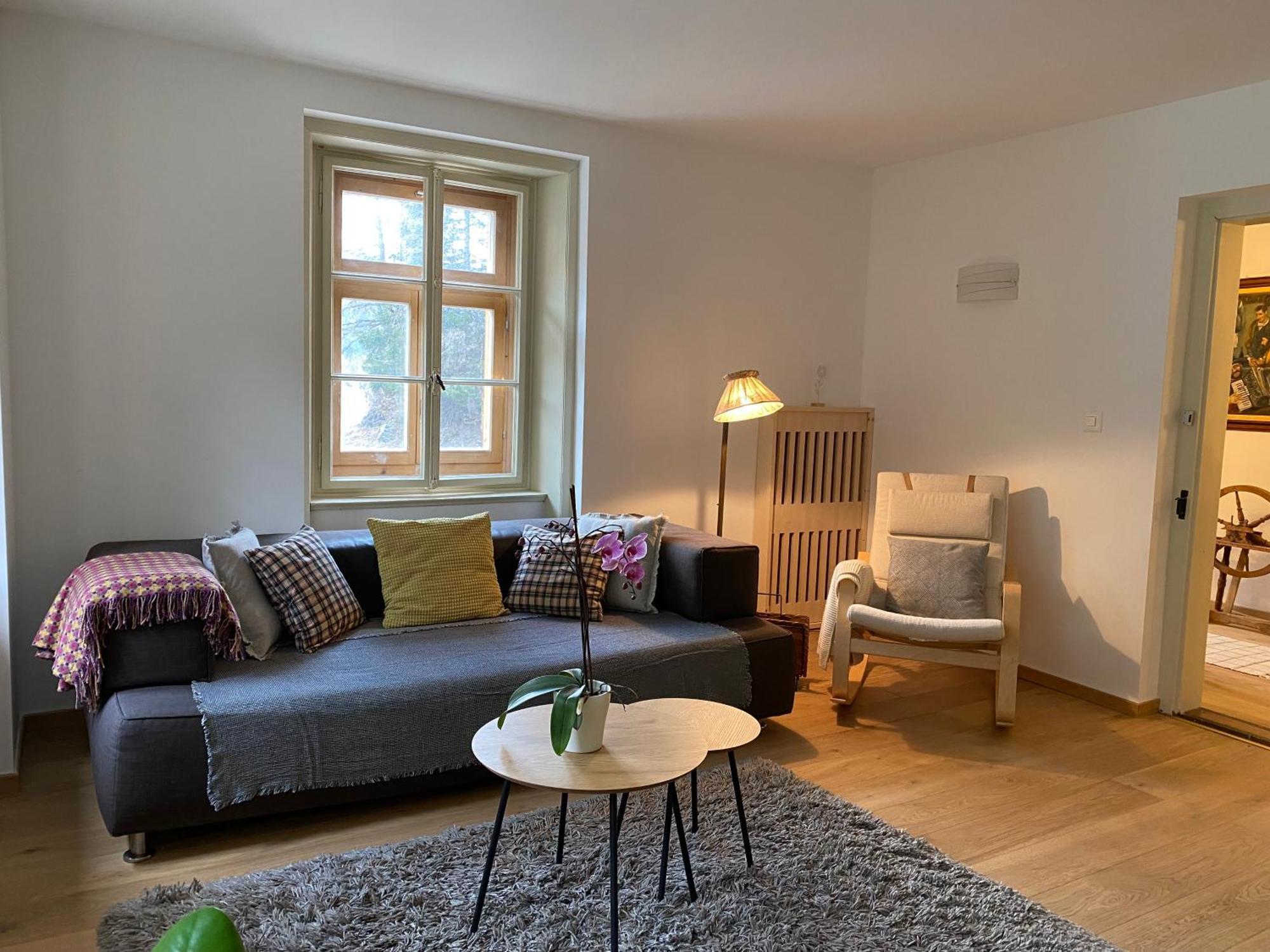Apartamento Haus La Punt, Savognin Rona Habitación foto