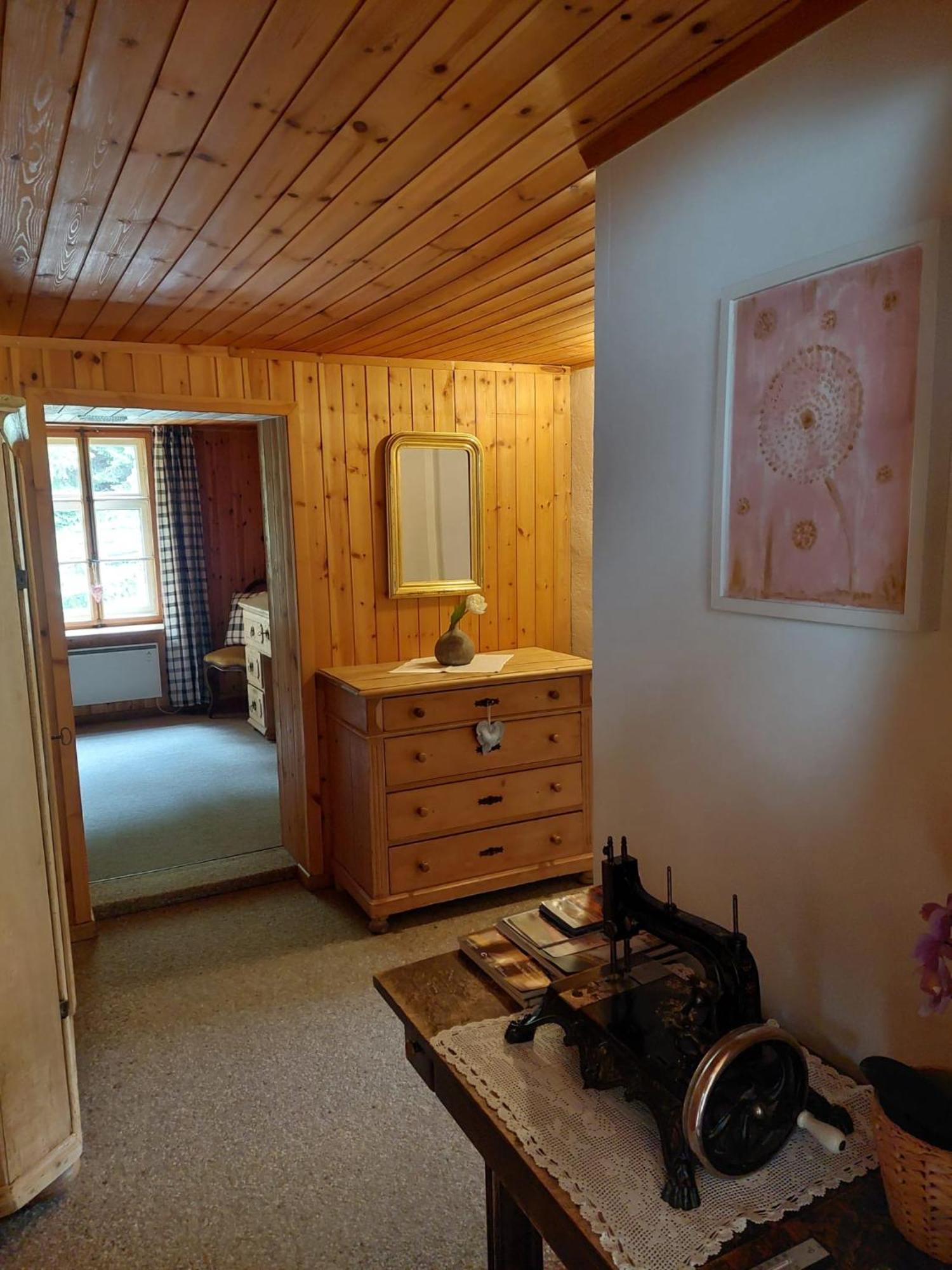 Apartamento Haus La Punt, Savognin Rona Habitación foto
